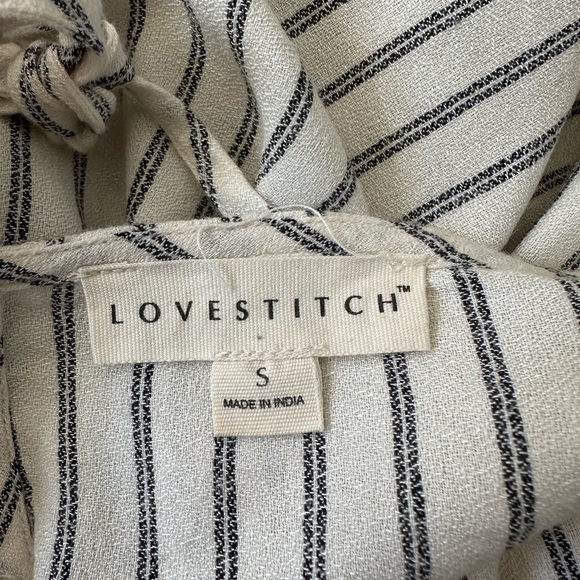 🛍️ Love stitch crop jumpsuit with wrap style top excellent condition. - Picture 5 of 13